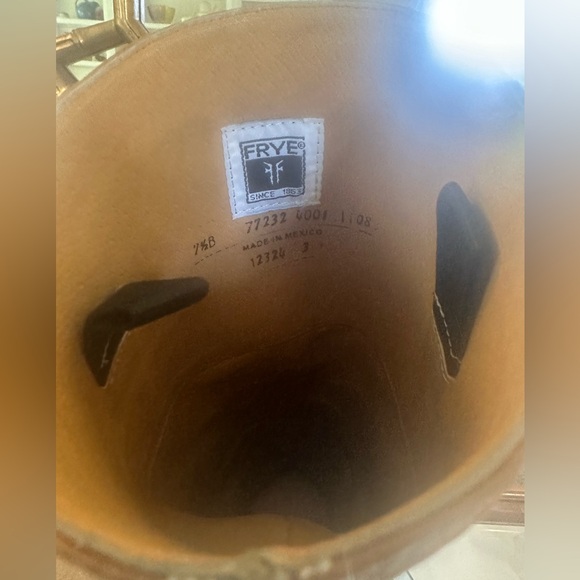 Frye tall pull on Leather Boots - Picture 8 of 10